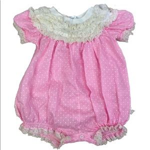 🦄Bryan cottagecore vintage pink ruffle onesie